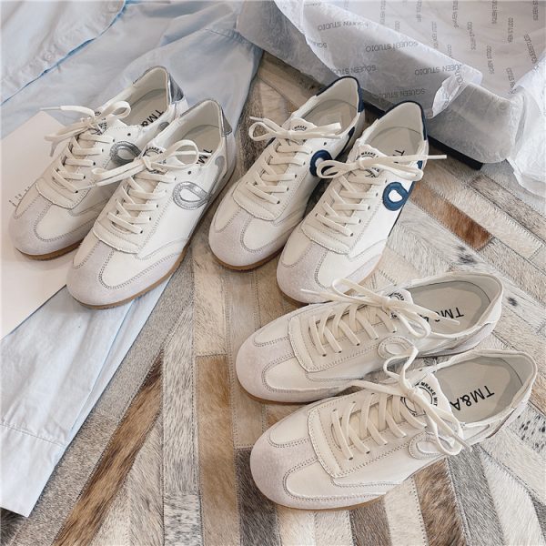 ⁦Women's Classic Sneaker Flat Shoes⁩ - الصورة ⁦4⁩