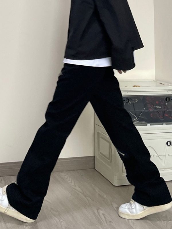 ⁦Zipper Design Jeans For Men With Straight Sleeves⁩ - الصورة ⁦5⁩