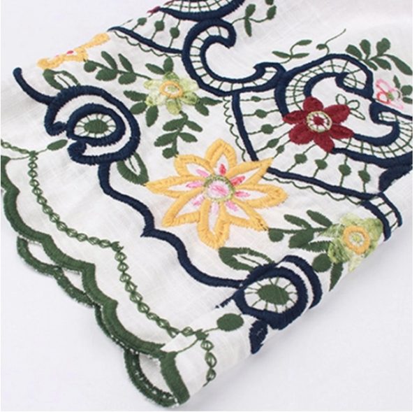 ⁦Women's  Embroidered V-neck Shirt⁩ - الصورة ⁦5⁩