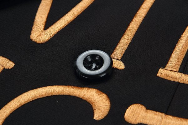 ⁦Women Black Slim-Fit Embroidered Lettering Blazer⁩ - الصورة ⁦6⁩