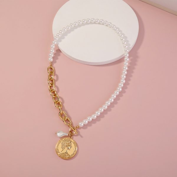 ⁦Stylish metal figurine pendant with chain of collarbone modeled on Pearl Necklace stitched by Balok⁩ - الصورة ⁦4⁩