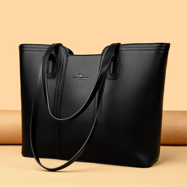 ⁦Women's Shoulder Bag Fashion Simple High Capacity Waterproof Totes Handbags Designer⁩ - الصورة ⁦2⁩