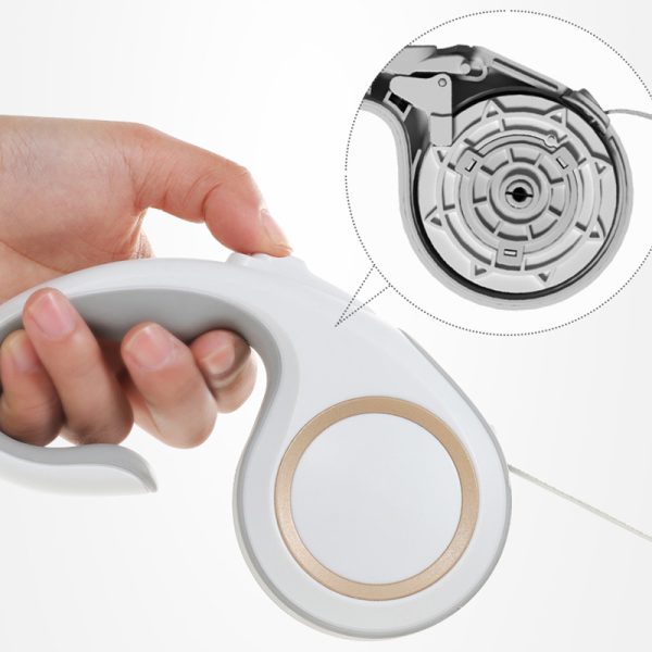 ⁦Automatic Explore Retractable Dog Leash Pet Traction Rope 5M Dog Retractable Traction Rope Dog Leash Cat Puppy Harness Belt Automatic Flexible Small Medium Dogs Pet Products⁩ - الصورة ⁦4⁩
