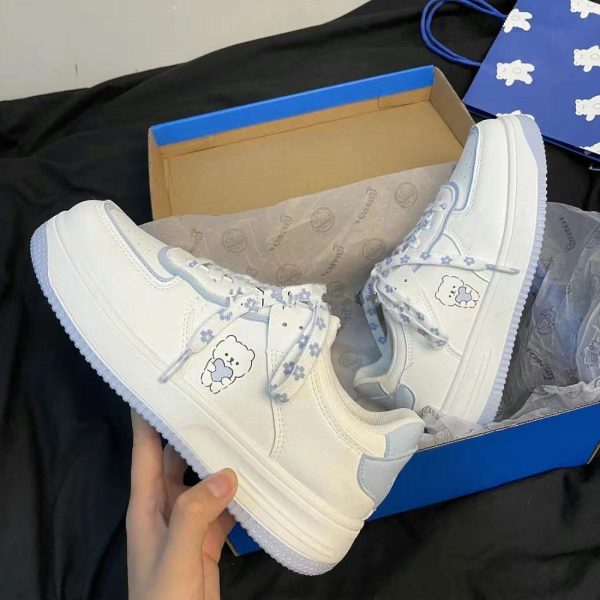 ⁦Women's Flat Bottom Students' Small White Shoes⁩ - الصورة ⁦4⁩