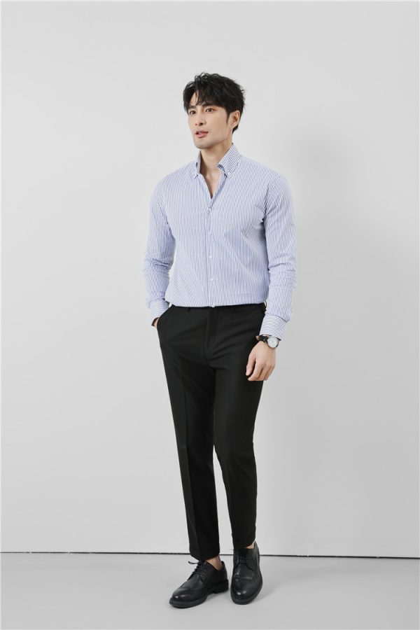 ⁦Striped Men's V-neck Long Sleeve Shirt⁩ - الصورة ⁦2⁩