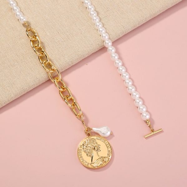 ⁦Stylish metal figurine pendant with chain of collarbone modeled on Pearl Necklace stitched by Balok⁩ - الصورة ⁦2⁩