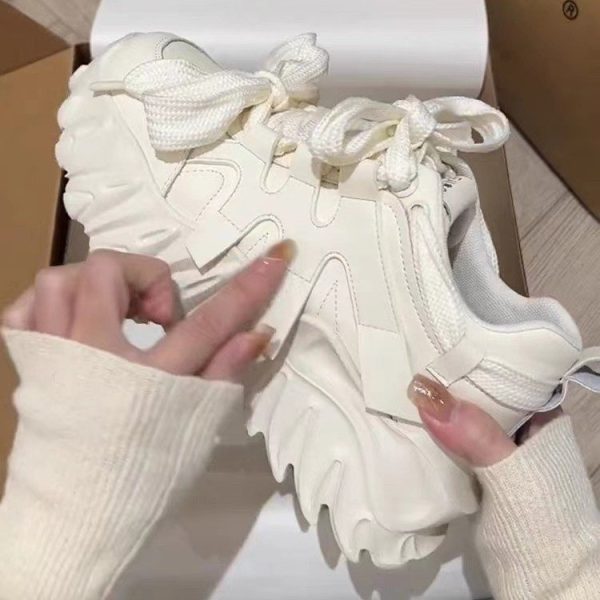 ⁦Women's Platform Height Increasing Casual All-matching Sneaker⁩ - الصورة ⁦8⁩