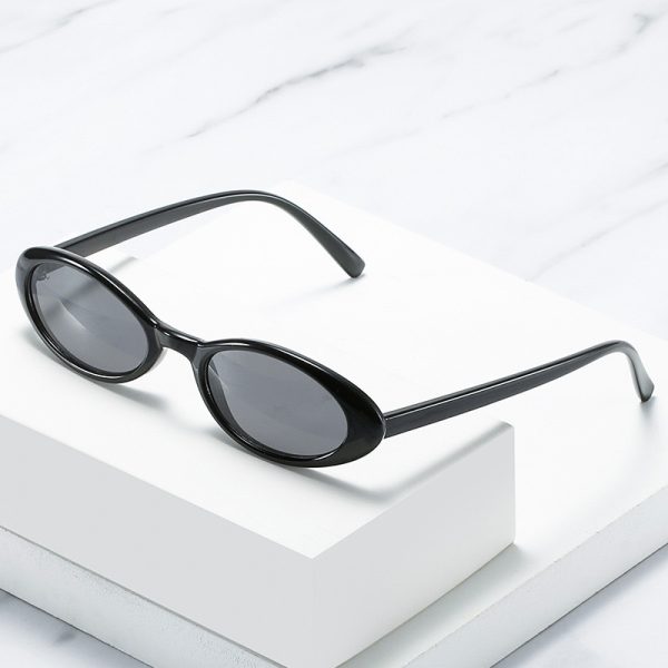 ⁦UV-proof Sunshade Small Oval Frame Sunglasses⁩ - الصورة ⁦6⁩