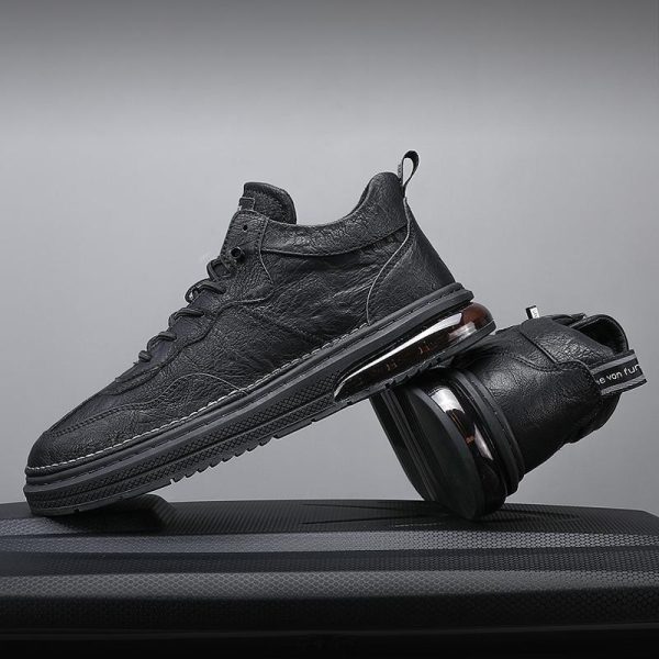 ⁦Winter New Men's Plus Cashmere Warm Cotton Shoes High-top Casual Leather Shoes Trend All-match Sneakers⁩ - الصورة ⁦2⁩