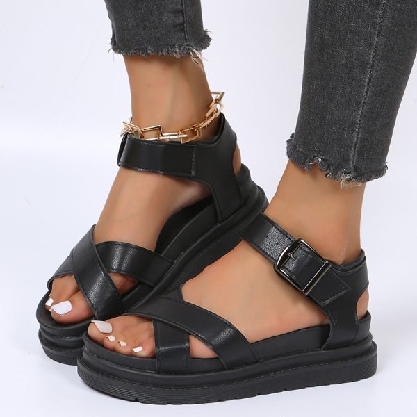 ⁦Women's Belt Buckle Fish Mouth Outer Wear Beach Sandals⁩ - الصورة ⁦2⁩