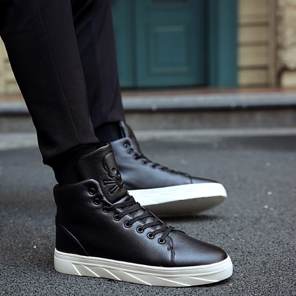 ⁦British Style Sports Casual Sneakers Large Size Men's High-top Shoes⁩ - الصورة ⁦4⁩